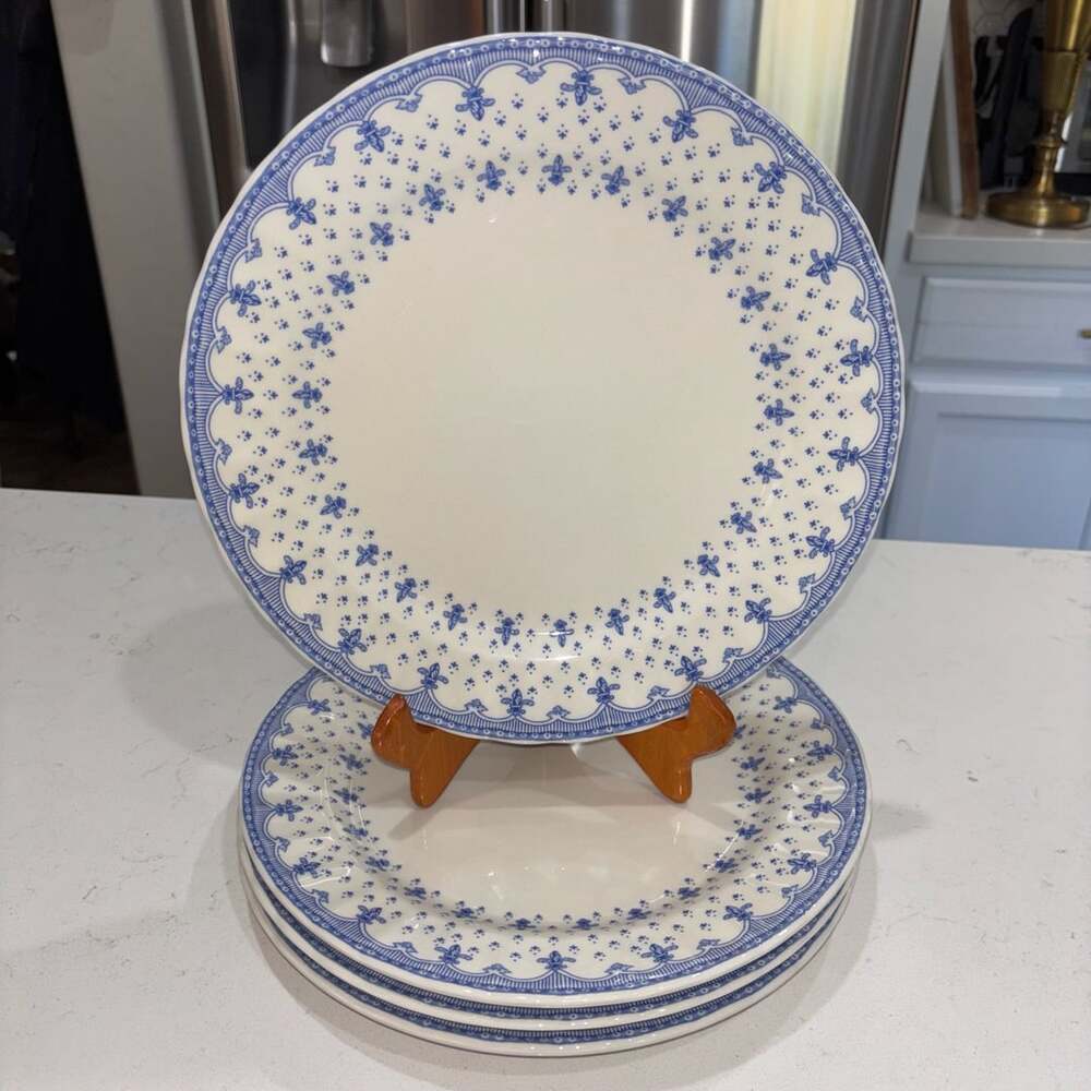 Corona Dinner Plates Blue And White Fleur De Lis Set of 4